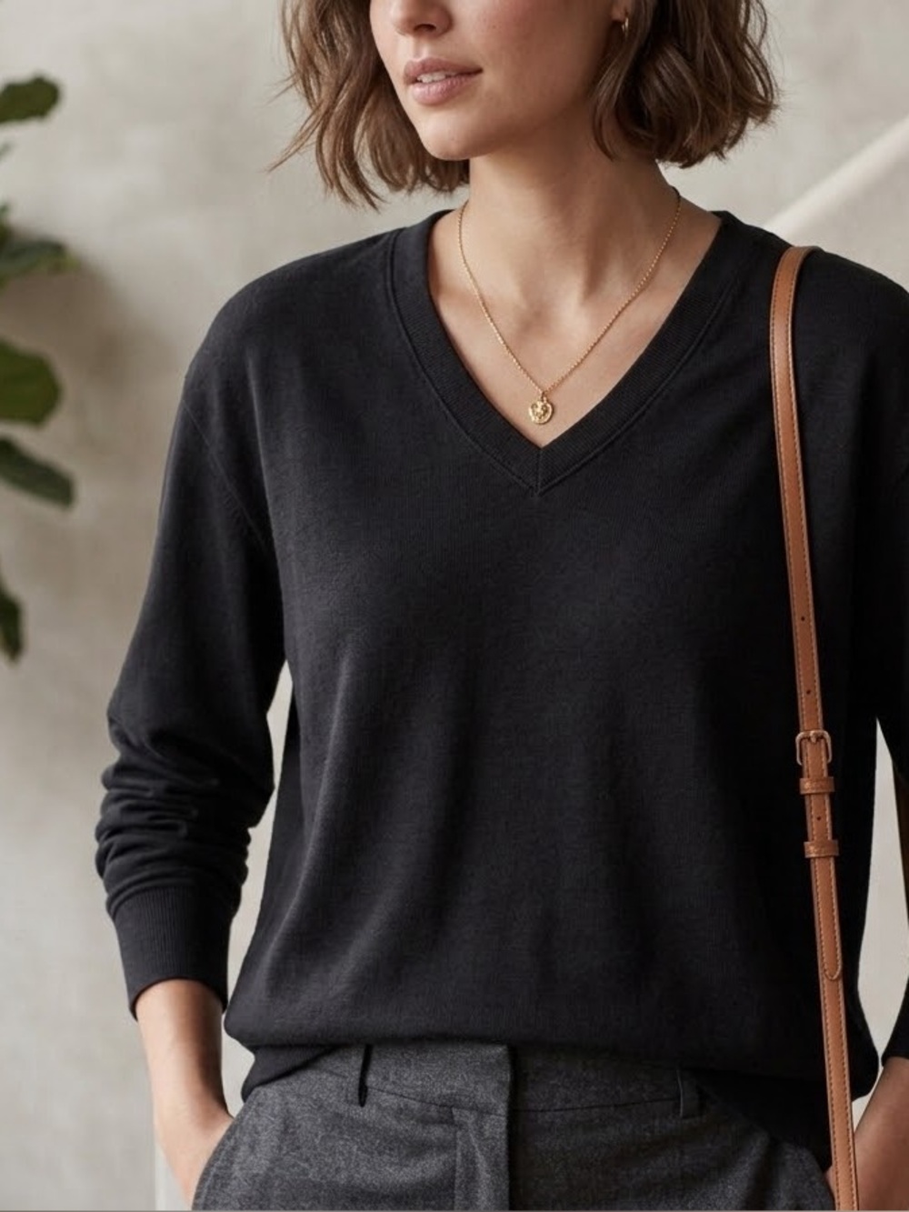 Cutter & Buck Black V-Neck Men's Sweater